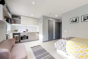 1 bed studio, Bernard Street, City Centre, Southampton, SO143AY - Image 6
